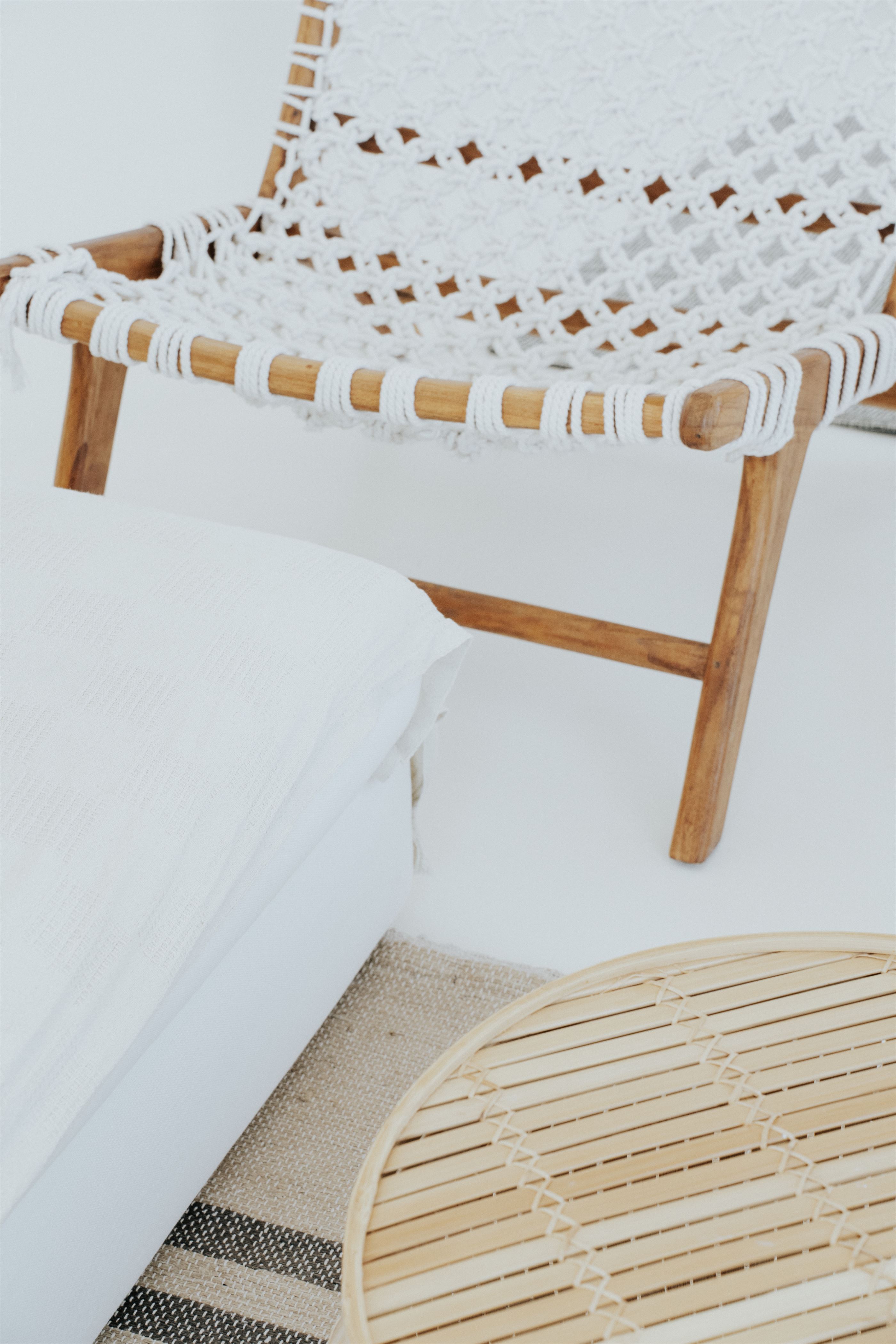 Pili Pala Suites — villa detail 11
